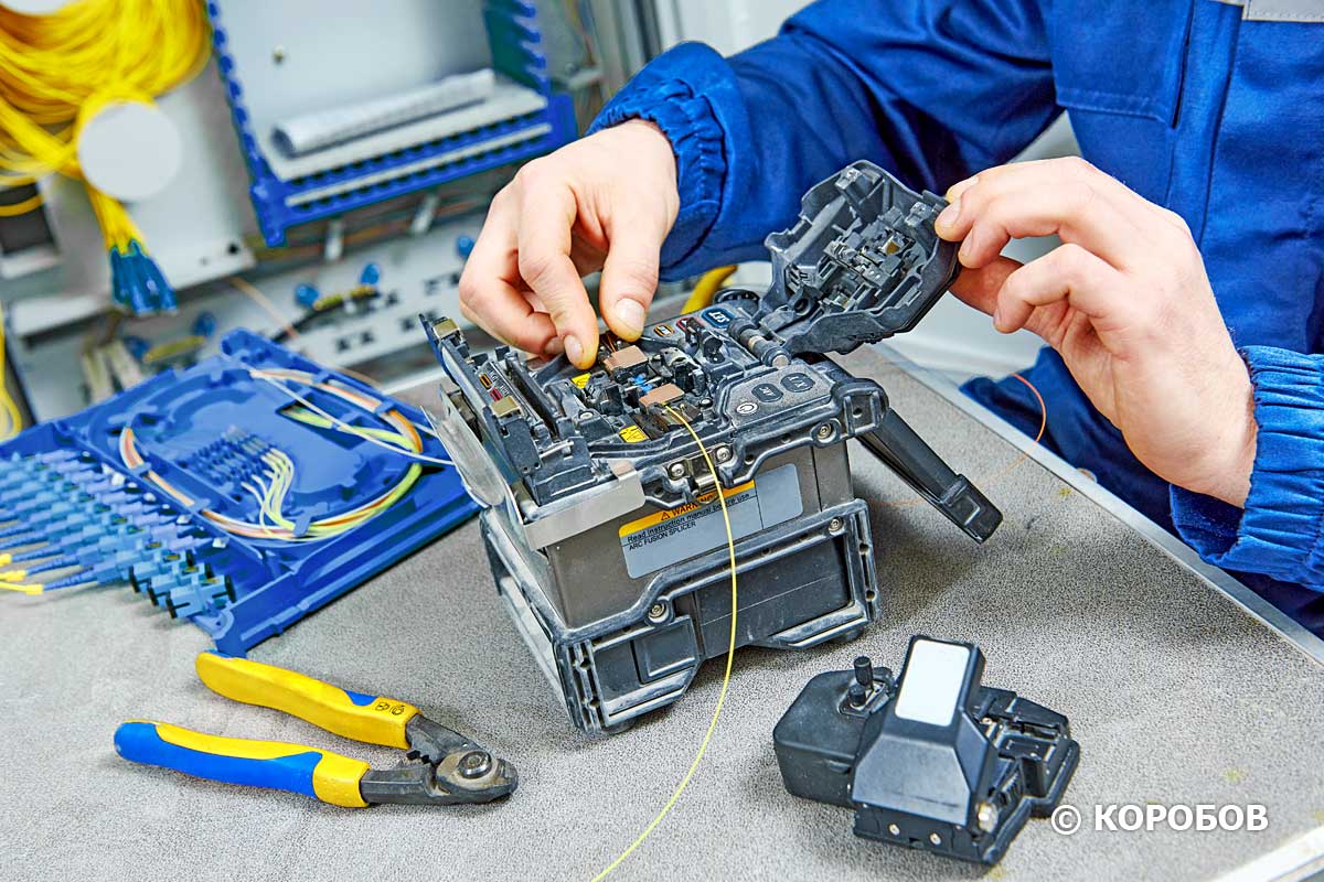 Аппарат для сварки опто-волоконного кабеля